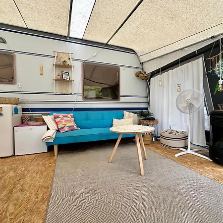 Camping Mary - Duza Przyczepa Z Przedsionkiem Chałupy